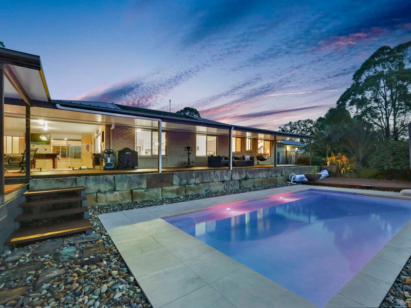 131135 Walker Drive, Kooralbyn, Qld 4285 Property Details