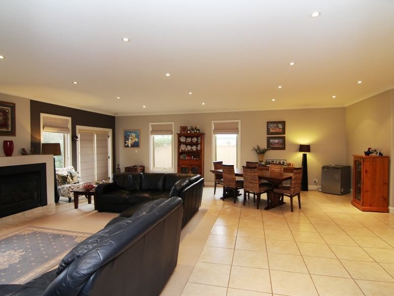 4 Rosemary Lane, Orange, NSW 2800 Property Details