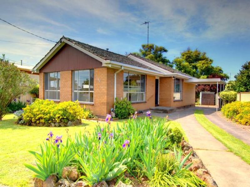 1182 Norman Street, Wendouree, VIC 3355
