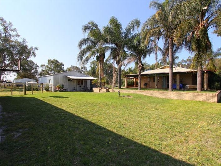 195 Carl Street, Muchea, WA 6501 Property Details