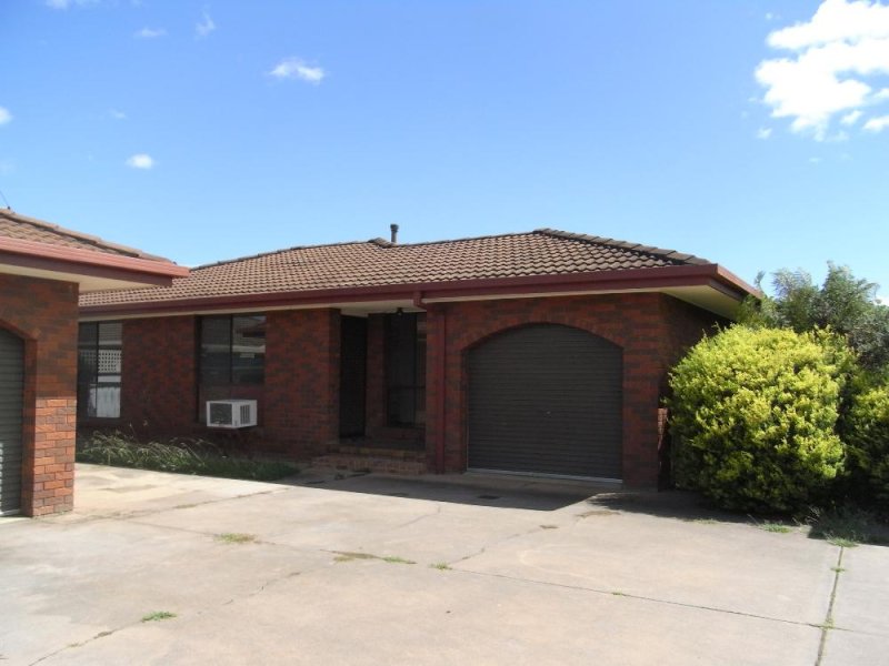 2/572 Schneider Street, Lavington, NSW 2641