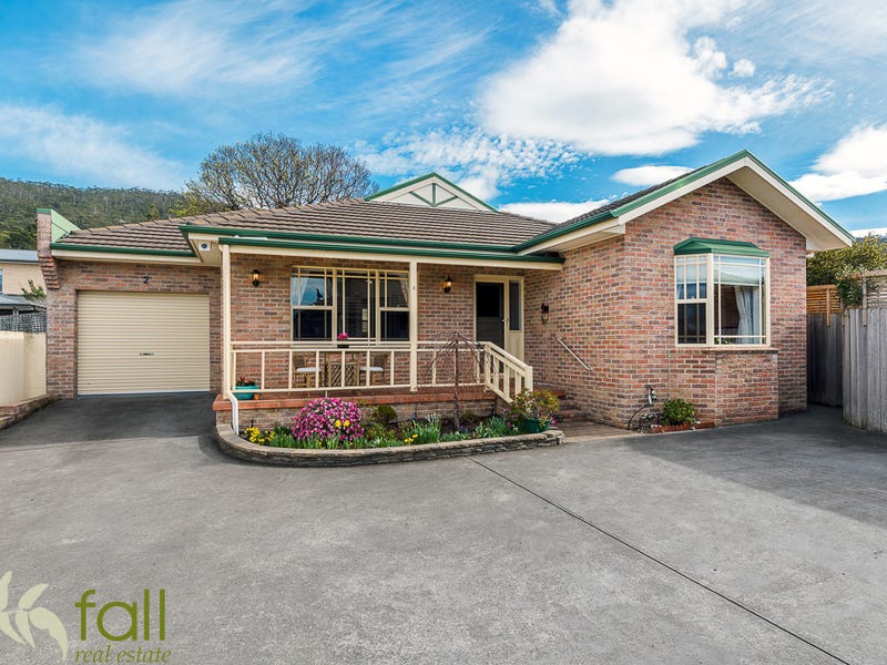 2/27 Flinders Esplanade, Taroona, Tas 7053 Property Details