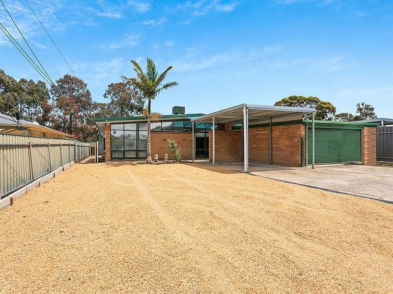 10 Caroona Avenue, Modbury Heights, SA 5092