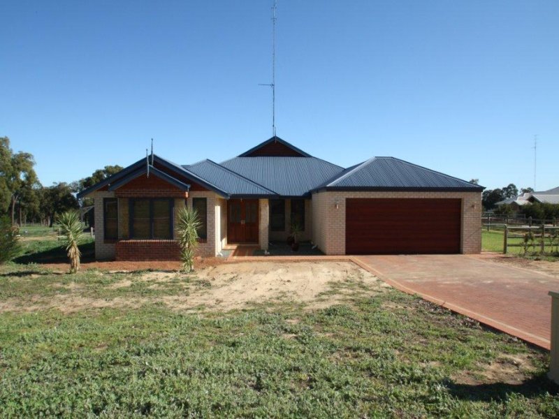 18 Brookside Gra, Waroona, WA 6215