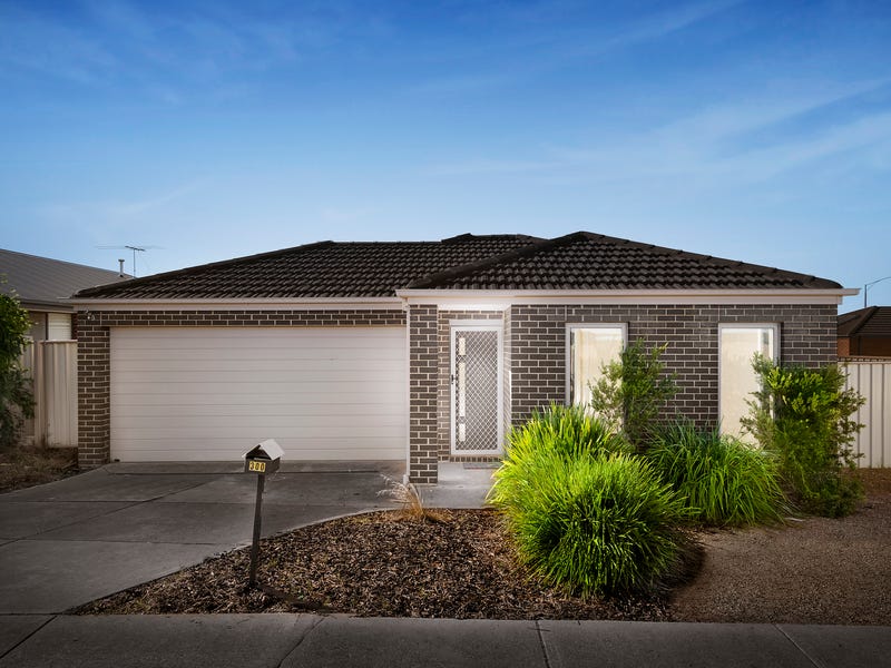 300 Clarkes Road, Brookfield, VIC 3338