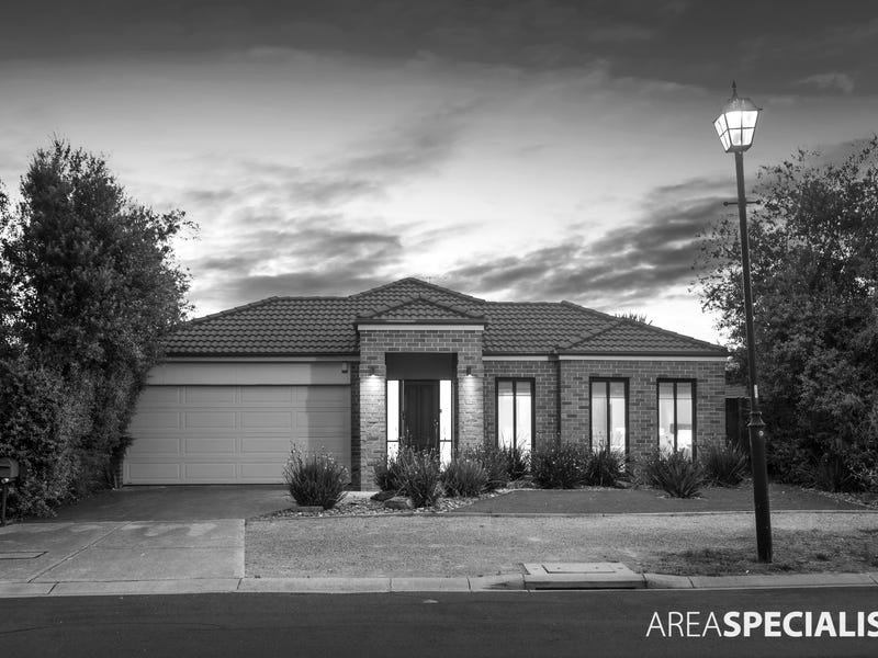 17 Dickerson Way, Caroline Springs, VIC 3023