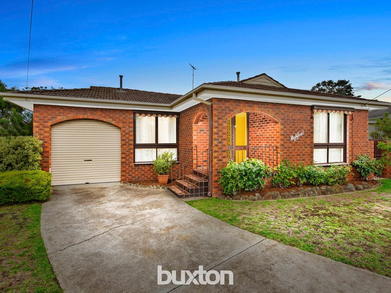 8 Armitage Court, Belmont, VIC 3216 - realestate.com.au