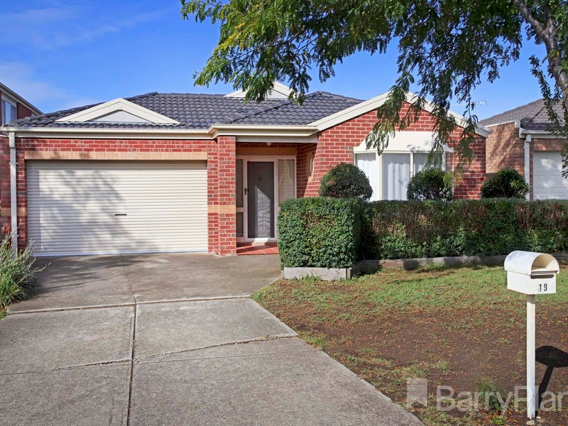 19 Wisla Circuit Roxburgh Park Vic 3064