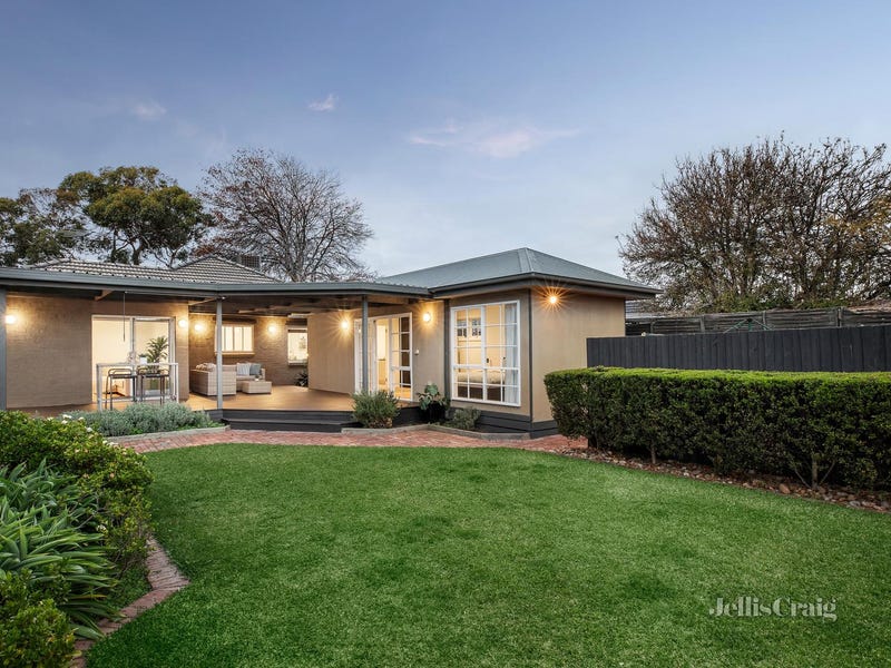 9 Tilley Street, Cheltenham, Vic 3192 Property Details