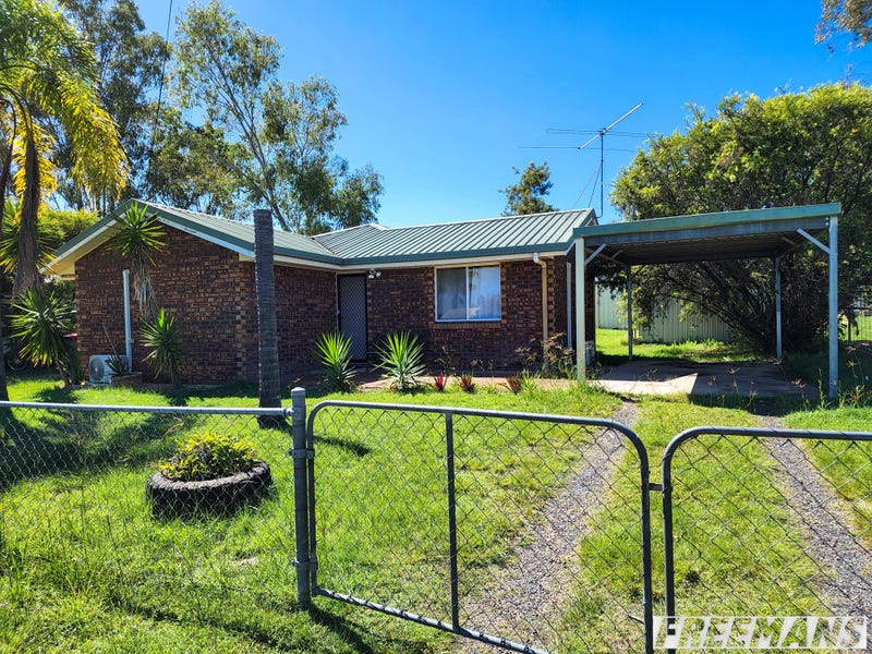 42 Bunker Avenue, Nanango, QLD 4615