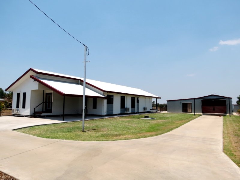 16 Edgewood Drive, Emerald, Qld 4720 Property Details