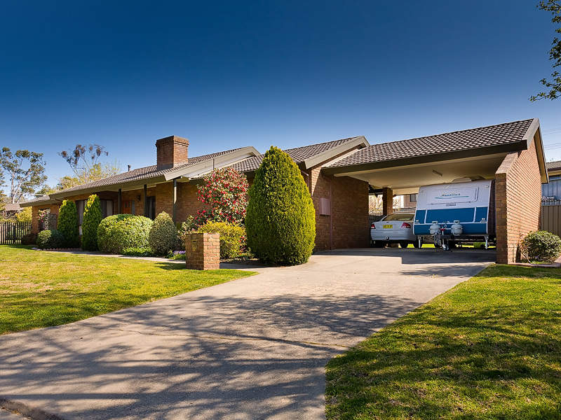 27 Villawood Court, Lavington, NSW 2641 Property Details