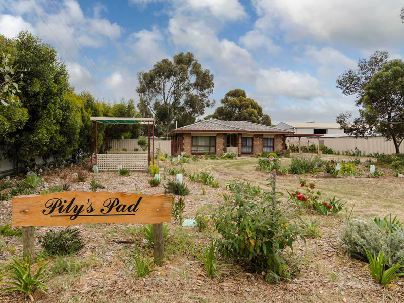 5 Neales Road, Strathalbyn, SA 5255 Property Details
