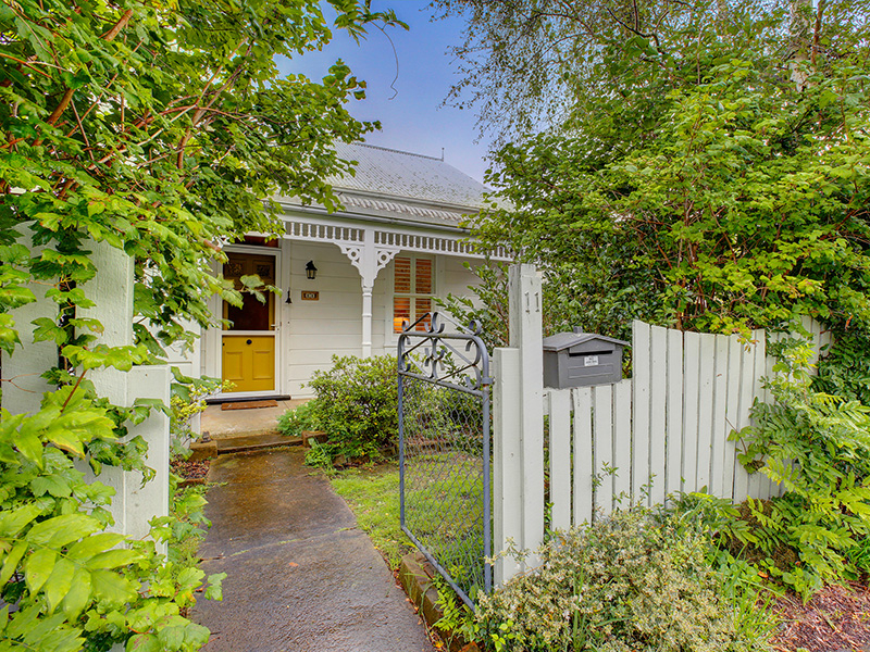 11 Elizabeth Street, Moss Vale, NSW 2577