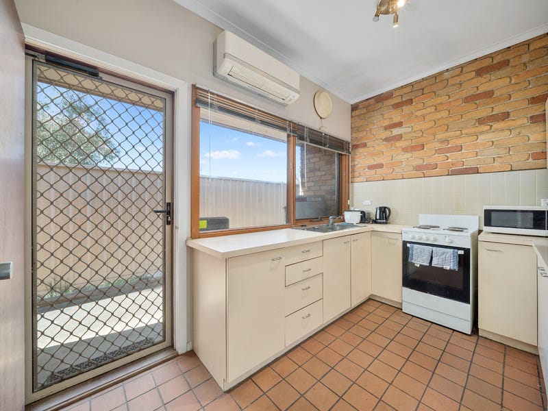10/13 Malcolm Street, Mansfield, Vic 3722 Property Details