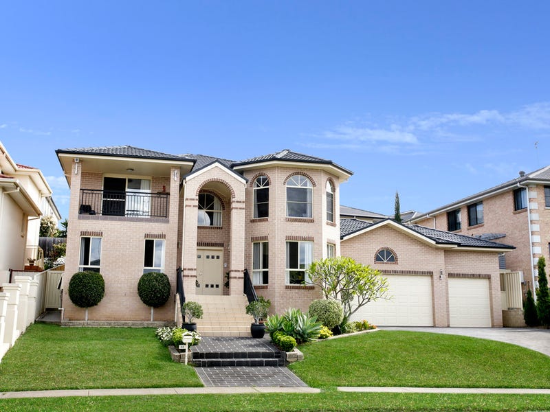 35 Feodore Drive, Cecil Hills, NSW 2171 35 Feodore Drive, Cecil Hills, NSW 2171