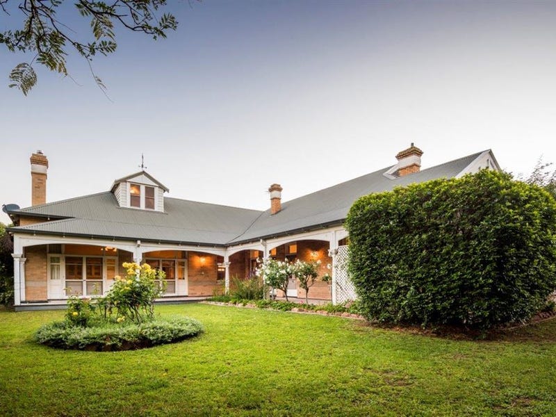 76 Park St, Scone, NSW 2337 Property Details