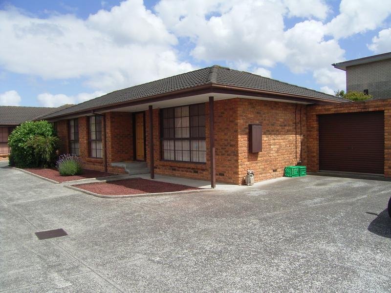 2/40 Hammond Road, Dandenong, VIC 3175