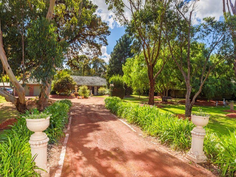 17 Hillson Grove, Ocean Grove, Vic 3226