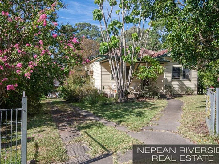 1 Park Street, Glenbrook, NSW 2773 Property Details
