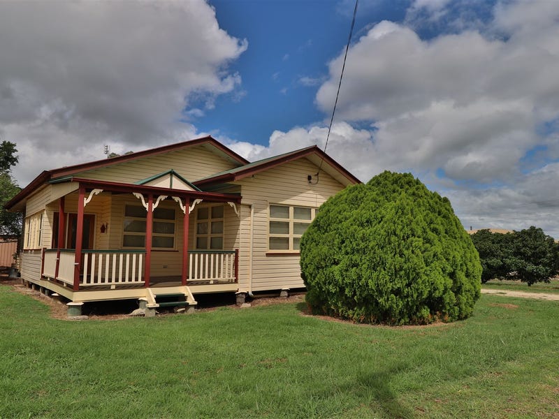 13 Mowen St, Clifton, Qld 4361 Property Details