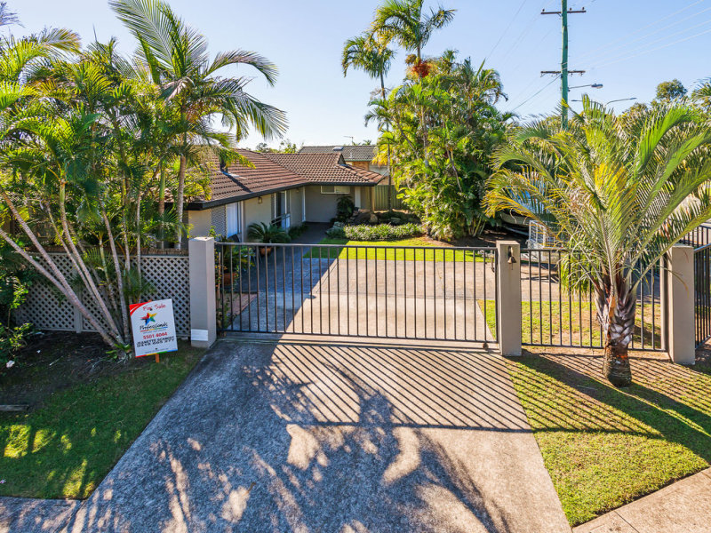 292 Oxley Drive, Coombabah, Qld 4216 Property Details