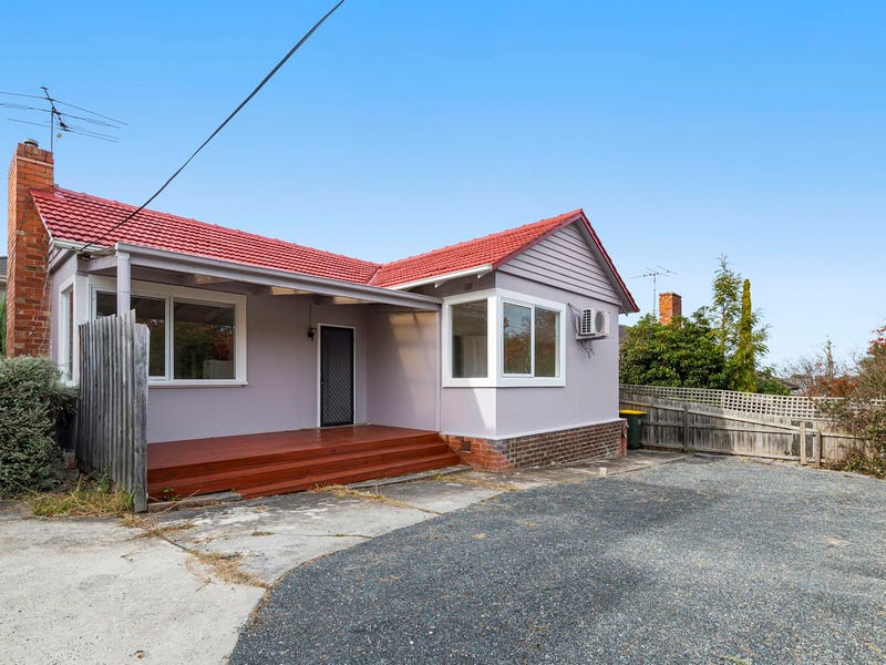 1/136 Elgar Road, Box Hill South, VIC 3128