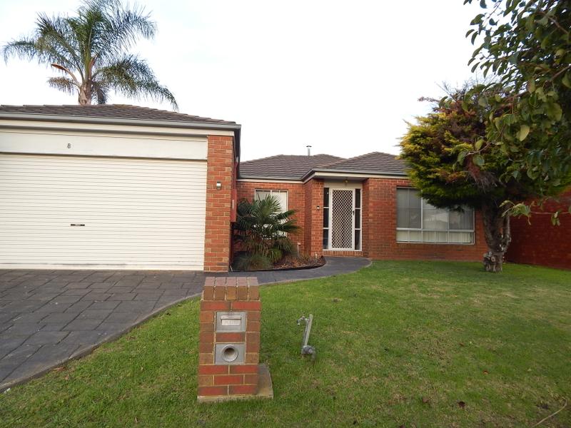 8 Michelle Drive, Berwick, Vic 3806
