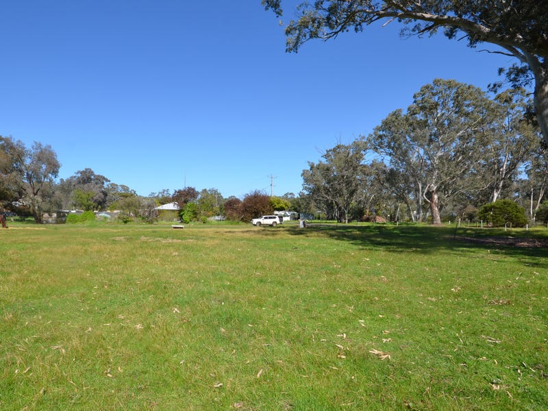 CA 10 Ballantyne Street, Apsley, Vic 3319 Property Details