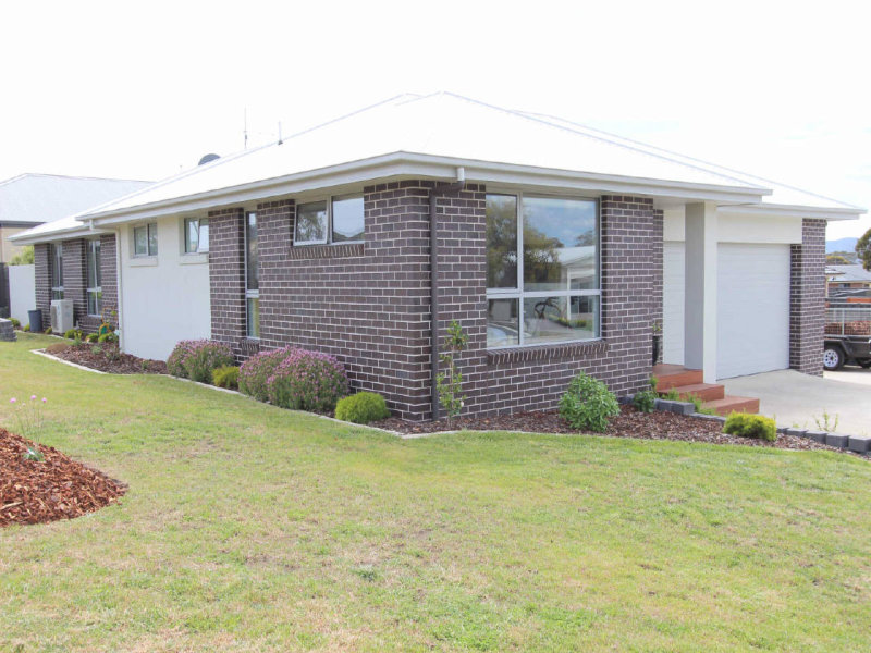 17 Tranquil Place, Shearwater, TAS 7307