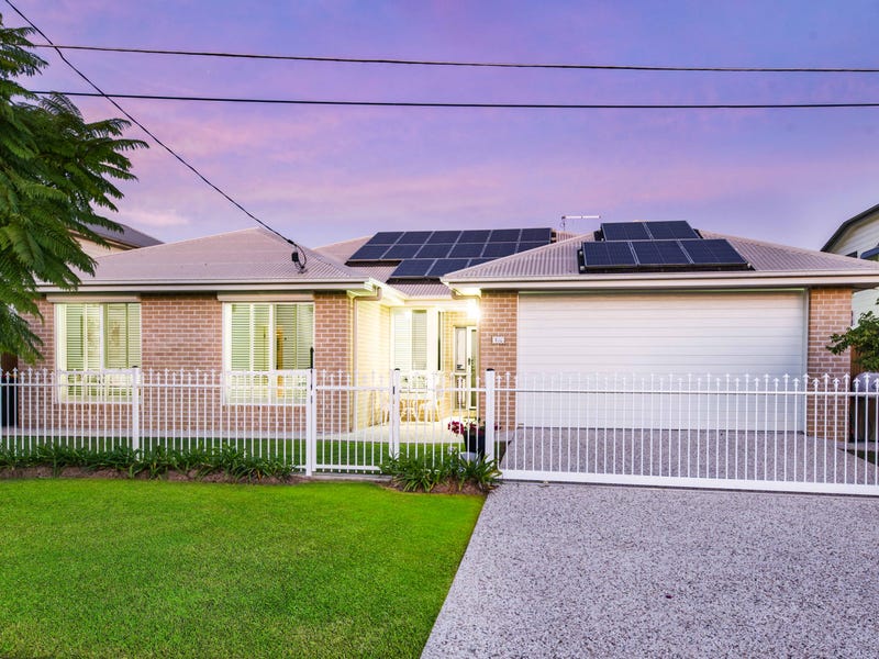 100 Scott Street, Deagon, Qld 4017 Property Details