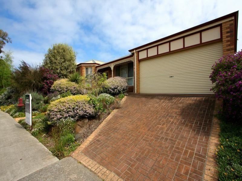 40 Jacaranda Cres, Mornington, Vic 3931