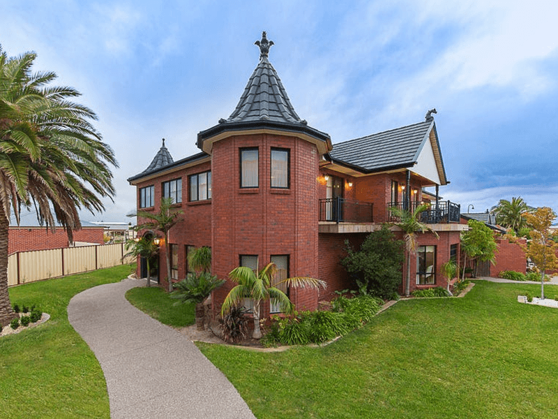 2 Highfield Way, Kurunjang, Vic 3337 Property Details