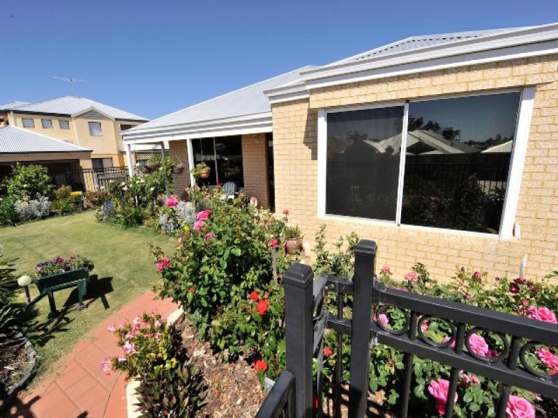 20 Fareham Crescent, Wellard, WA 6170 Property Details