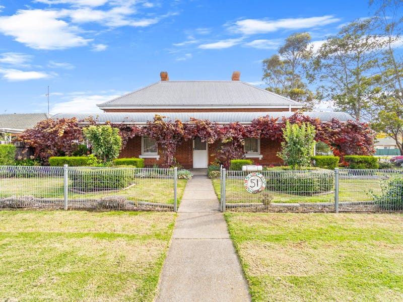 51 Palmerston Street, Sale, Vic 3850 House for Sale