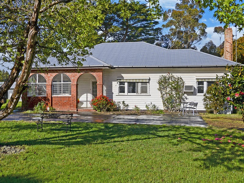 4541 Hamilton Port Fairy Road, Macarthur, Vic 3286 Property Details