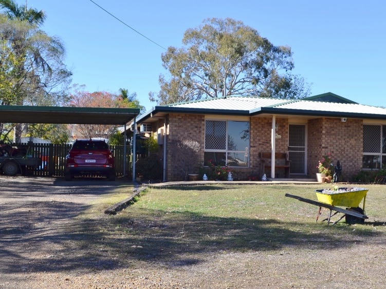 38 Helens Street, Pittsworth, QLD 4356