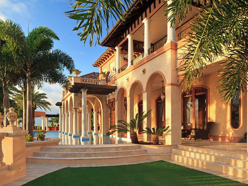 Mandalay House, Airlie Beach, Qld 4802 Property Details