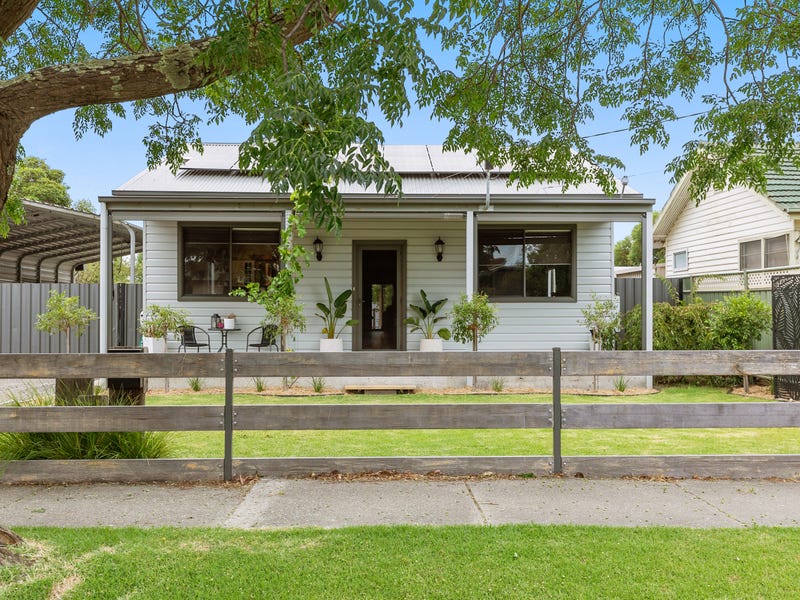 17 Alfred Street, Seymour, Vic 3660 Property Details