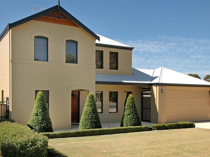 31 Moorland Street, Scarborough, WA 6019 Property Details