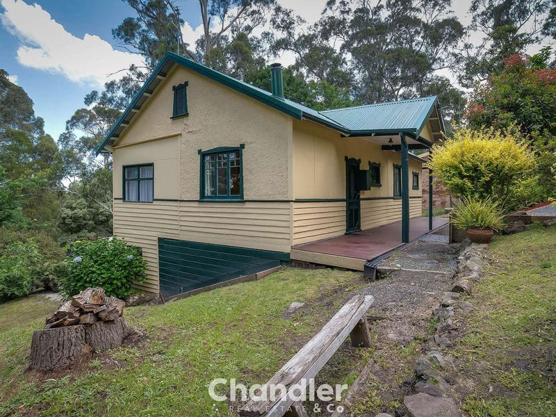 42 Belgrave Gembrook Road Belgrave Vic 3160 - 