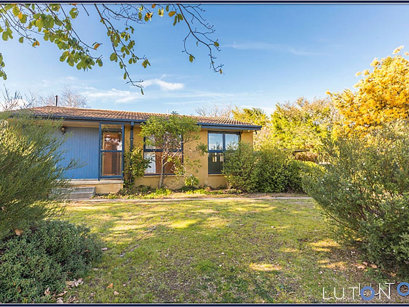 131 Irvine Street, Watson, ACT 2602