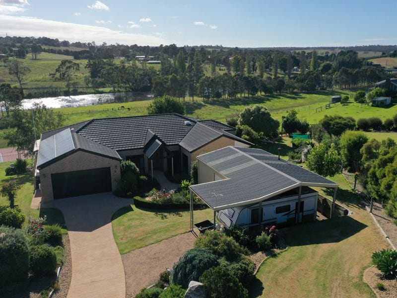 Houses for Sale in Swan Reach, VIC 3903