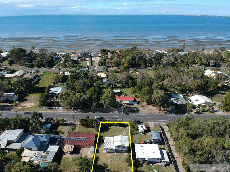 20 Road, Beachmere, QLD 4510
