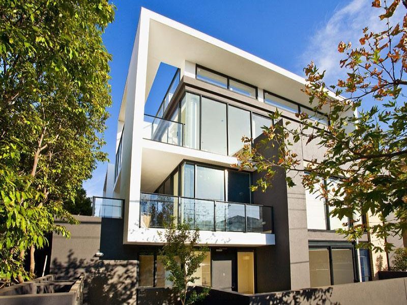 12/17 Pine Avenue, Elwood, Vic 3184