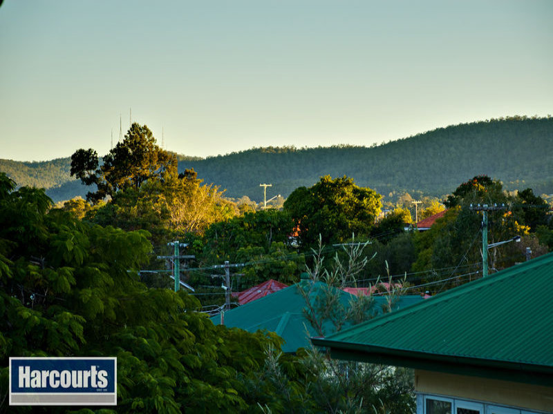18 Bertram Street, Stafford, Qld 4053 Property Details