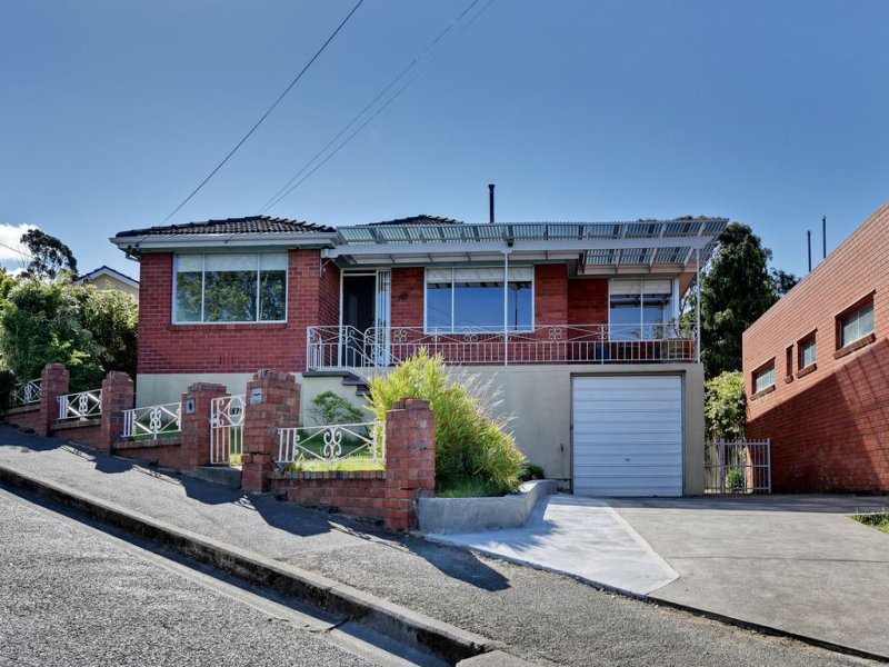 109 Forest Road, West Hobart, TAS 7000