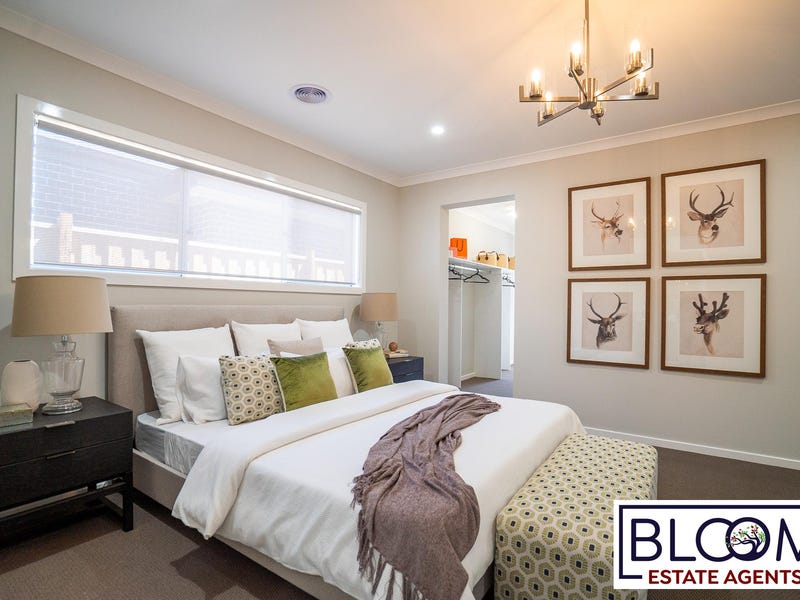 9 Grovedon Circuit, Donnybrook, Vic 3064 House for Sale realestate