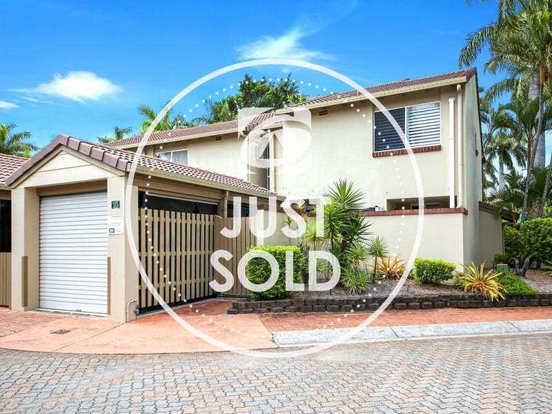 15/2 Landsborough Parade, Golden Beach, Qld 4551