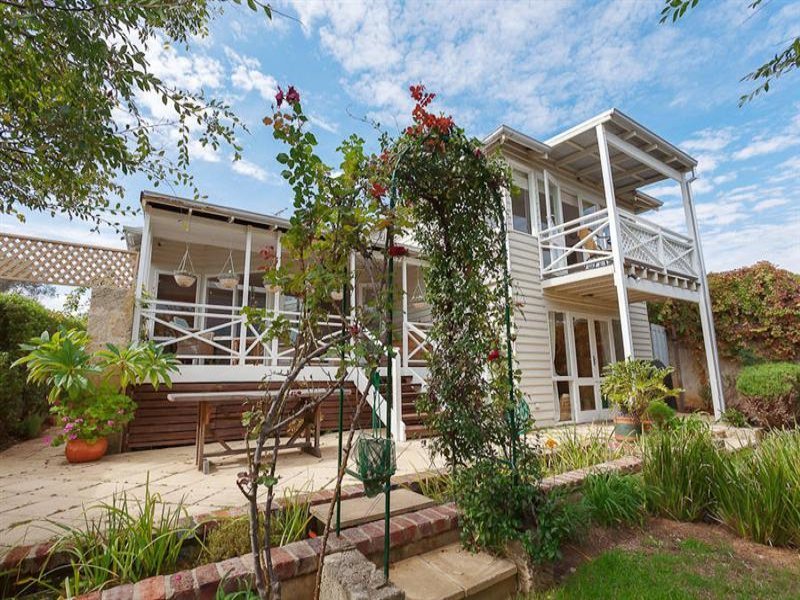 137 Solomon Street, Beaconsfield, WA 6162 Property Details